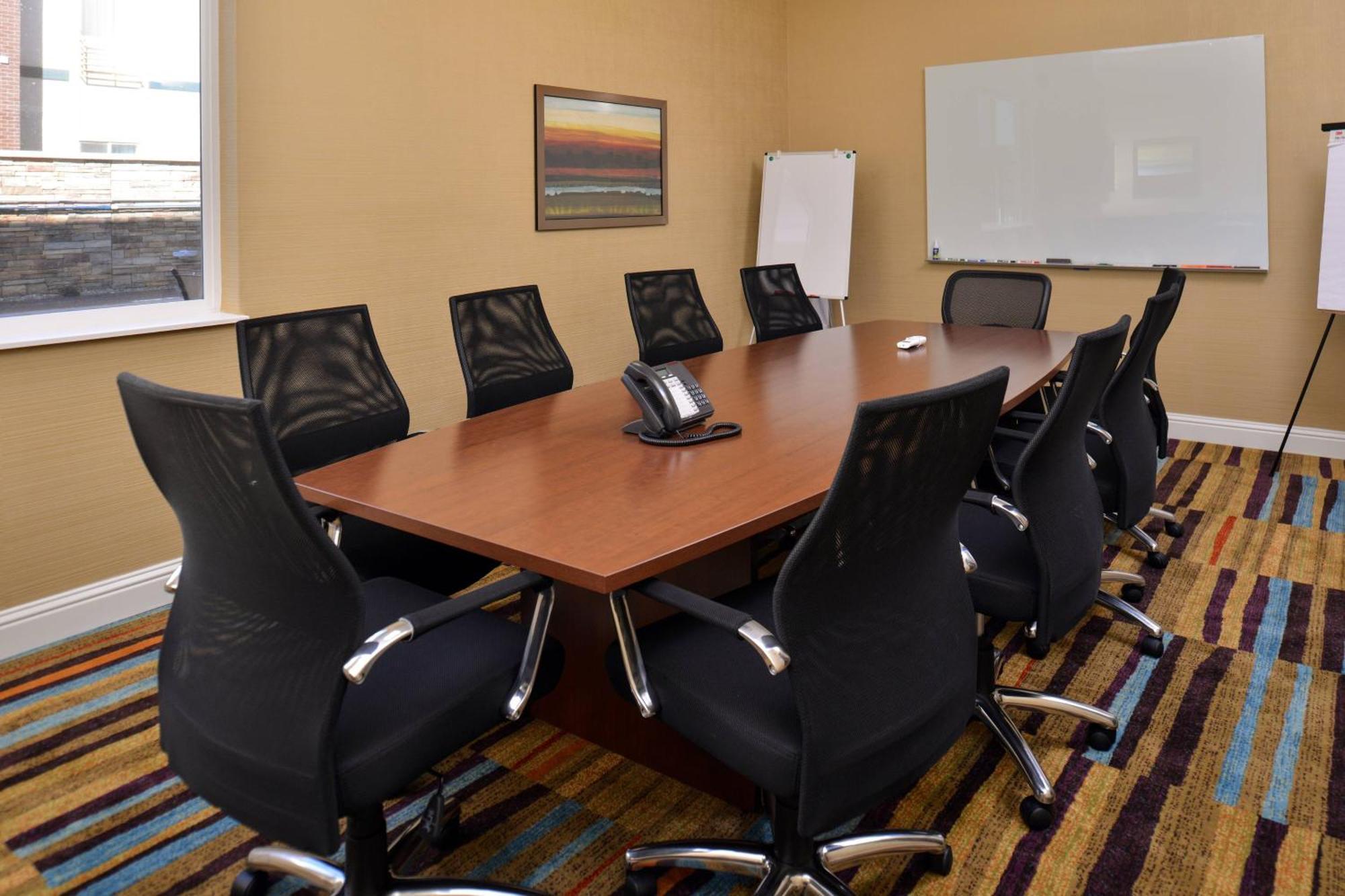 Fairfield & By Marriott Sacramento Airport Hotel Woodland