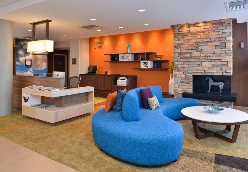 Hotel Fairfield & By Marriott Sacramento Airport Woodland