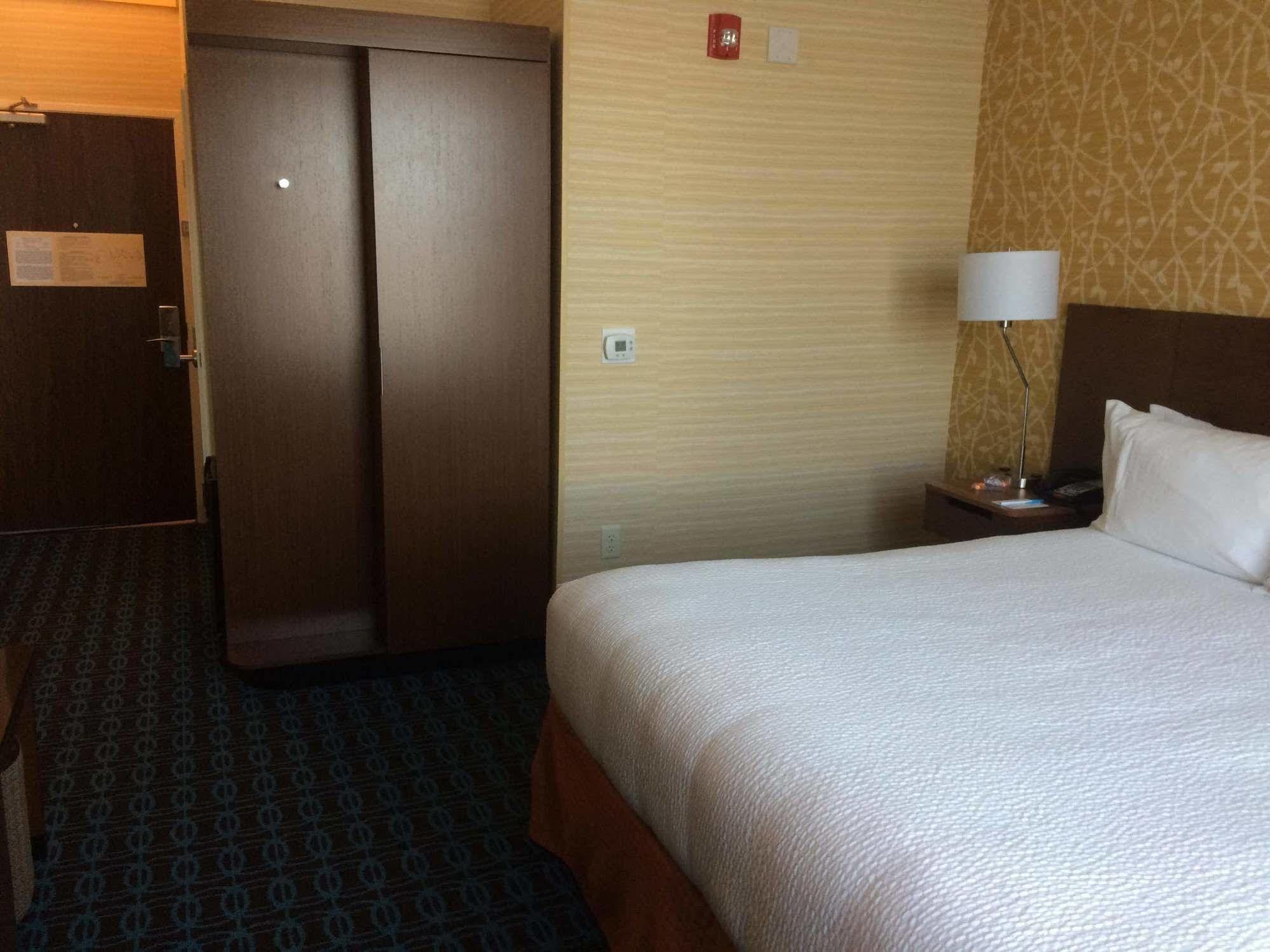 Fairfield & By Marriott Sacramento Airport Hotel 3*